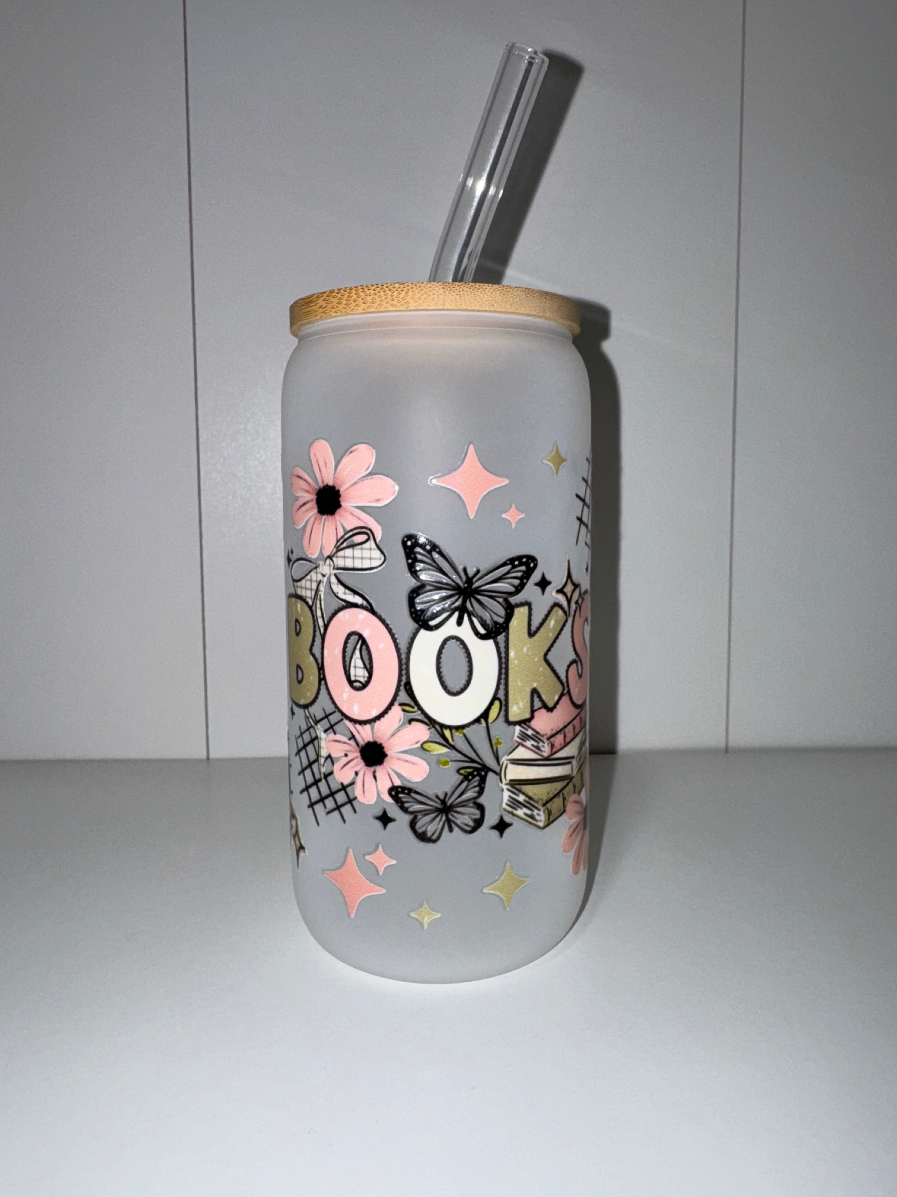 Books Glass Tumbler With Bamboo Lid & Glass Straw