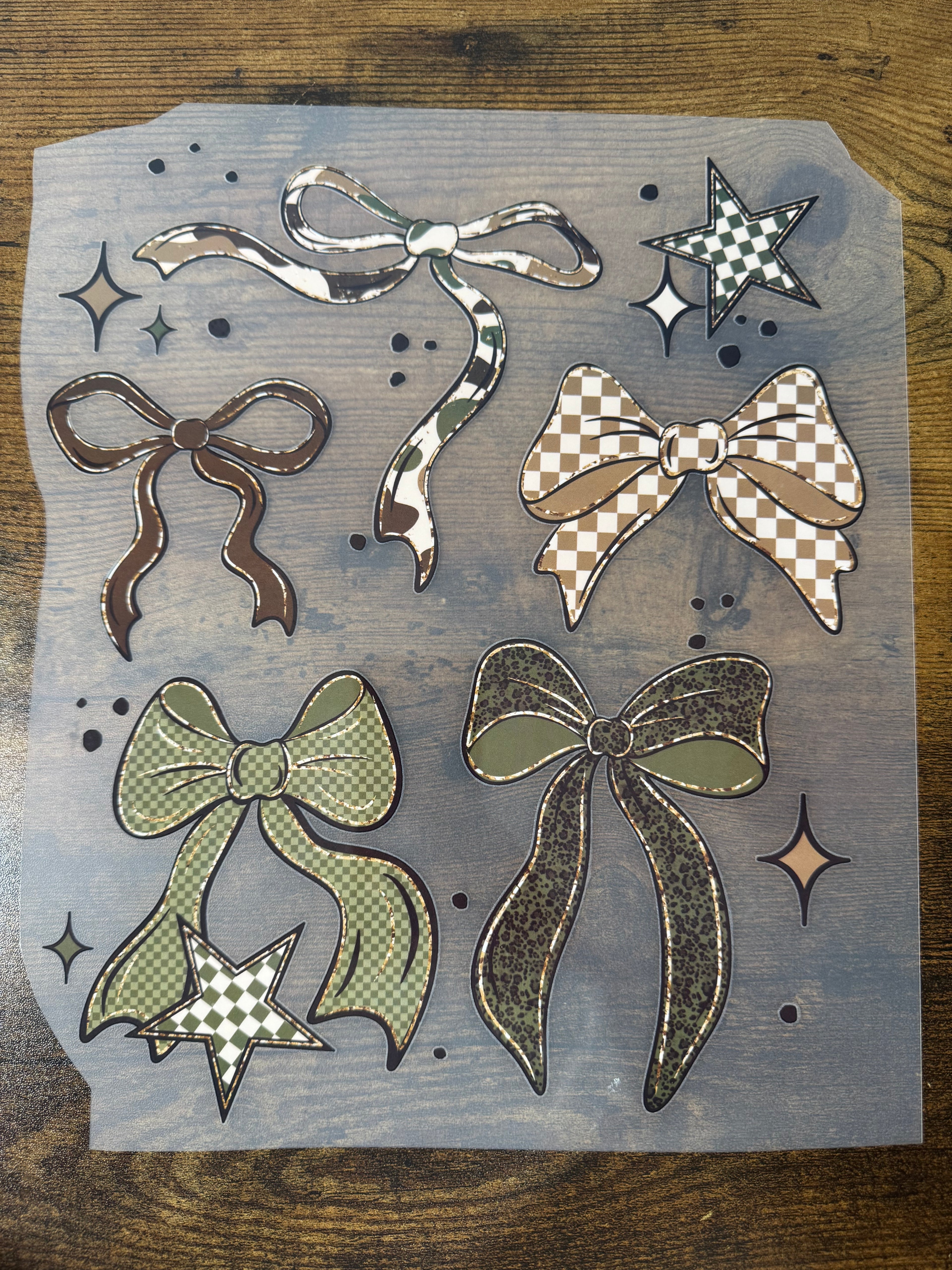 Camo & Green Bow Transfer