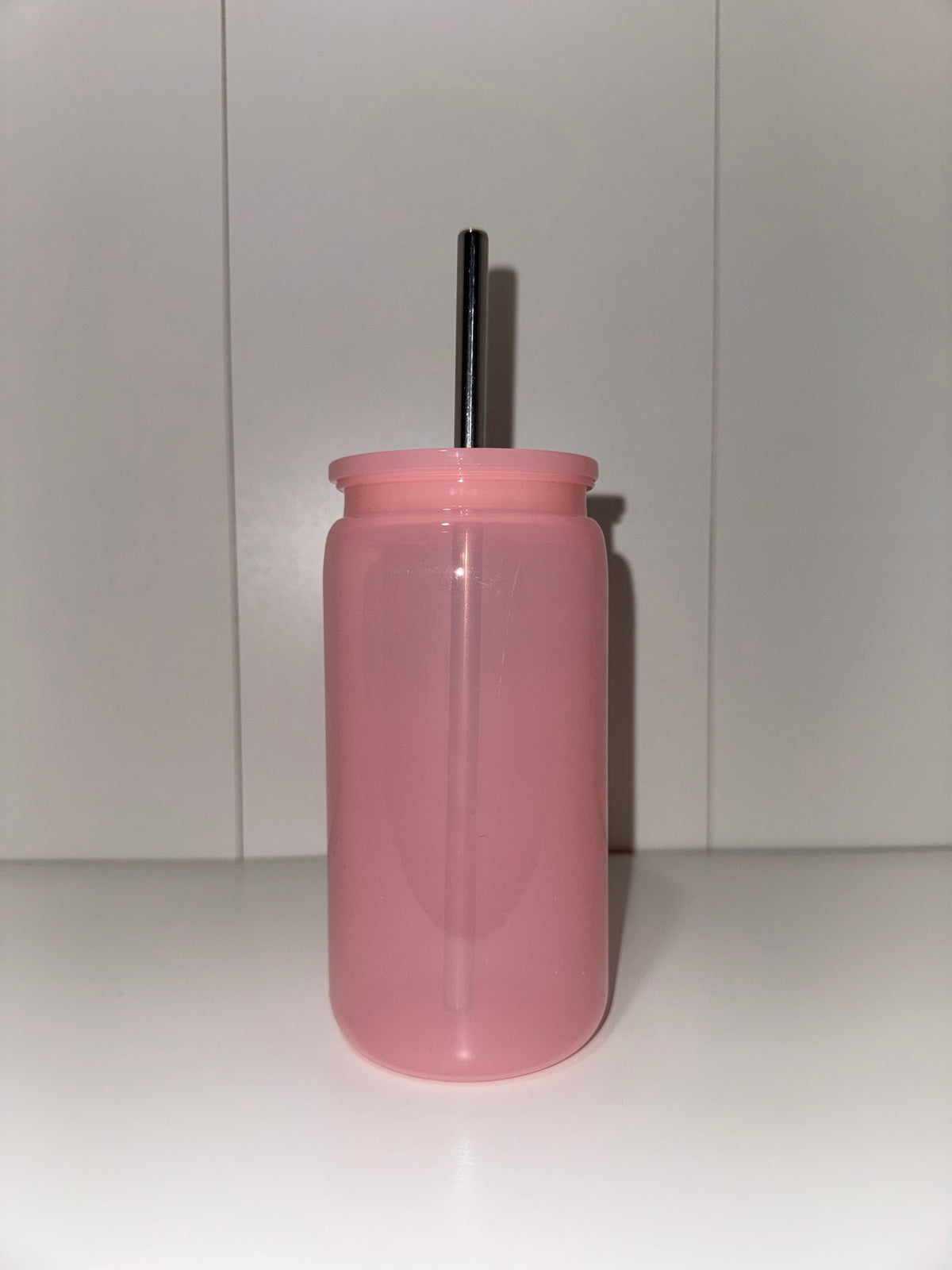 Colorful Plastic Tumbler With Plastic Or Metal Straw